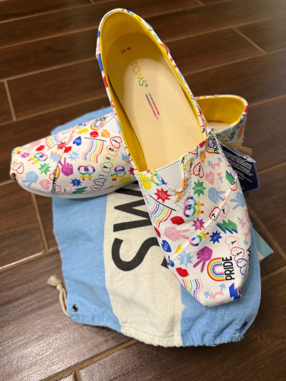 TOMS Alpargata | Women's 9.5 | White Multi Unity Pride Print | NIB